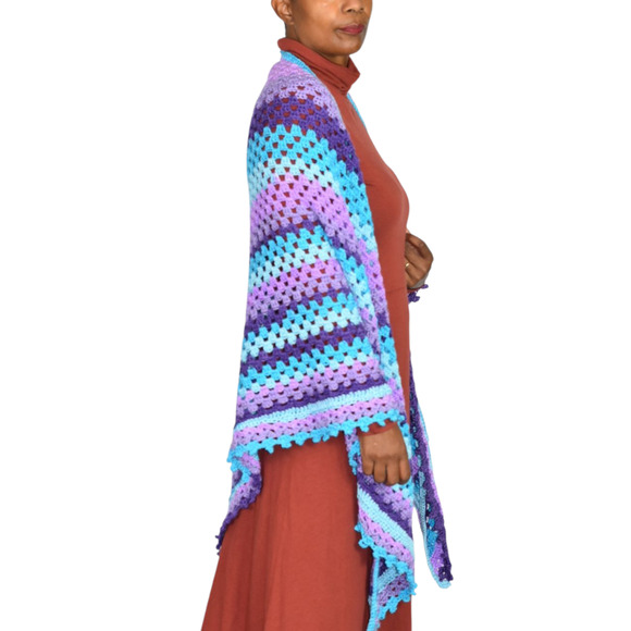 Hand Knit Crochet Shawl Blue Ombre Blanket Wrap Triangle Granny Squares One Size - Picture 3 of 16